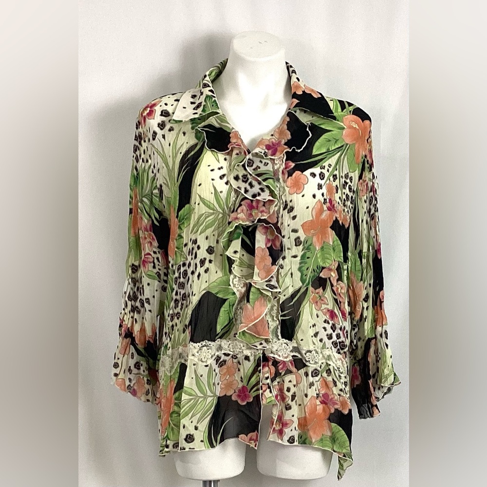M Milano woman- crinkle chiffon ruffled blouse- 1X